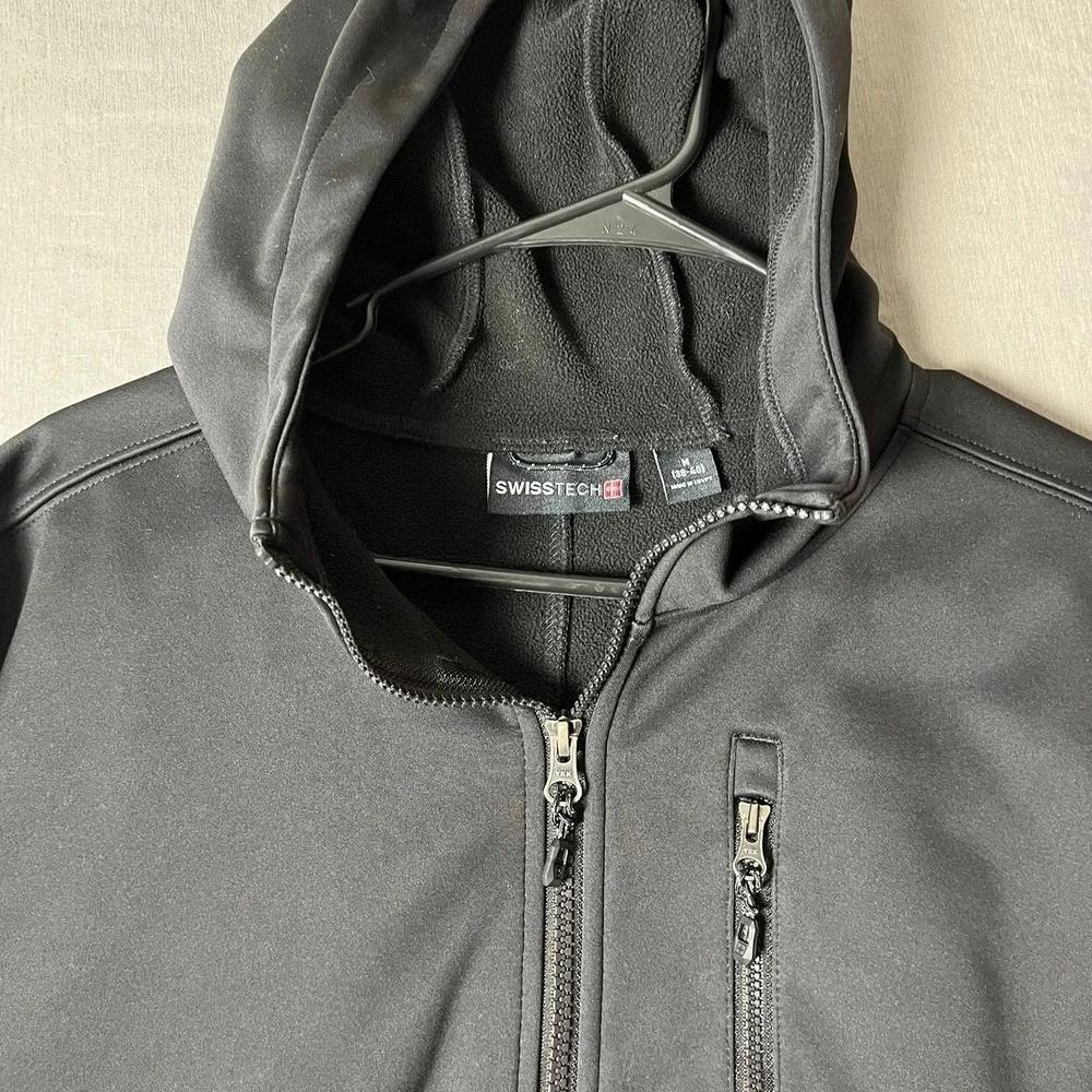 Swiss Tech Jacket Mens M Softshell Hoodie Black Full Zip Fleece Lined EUC